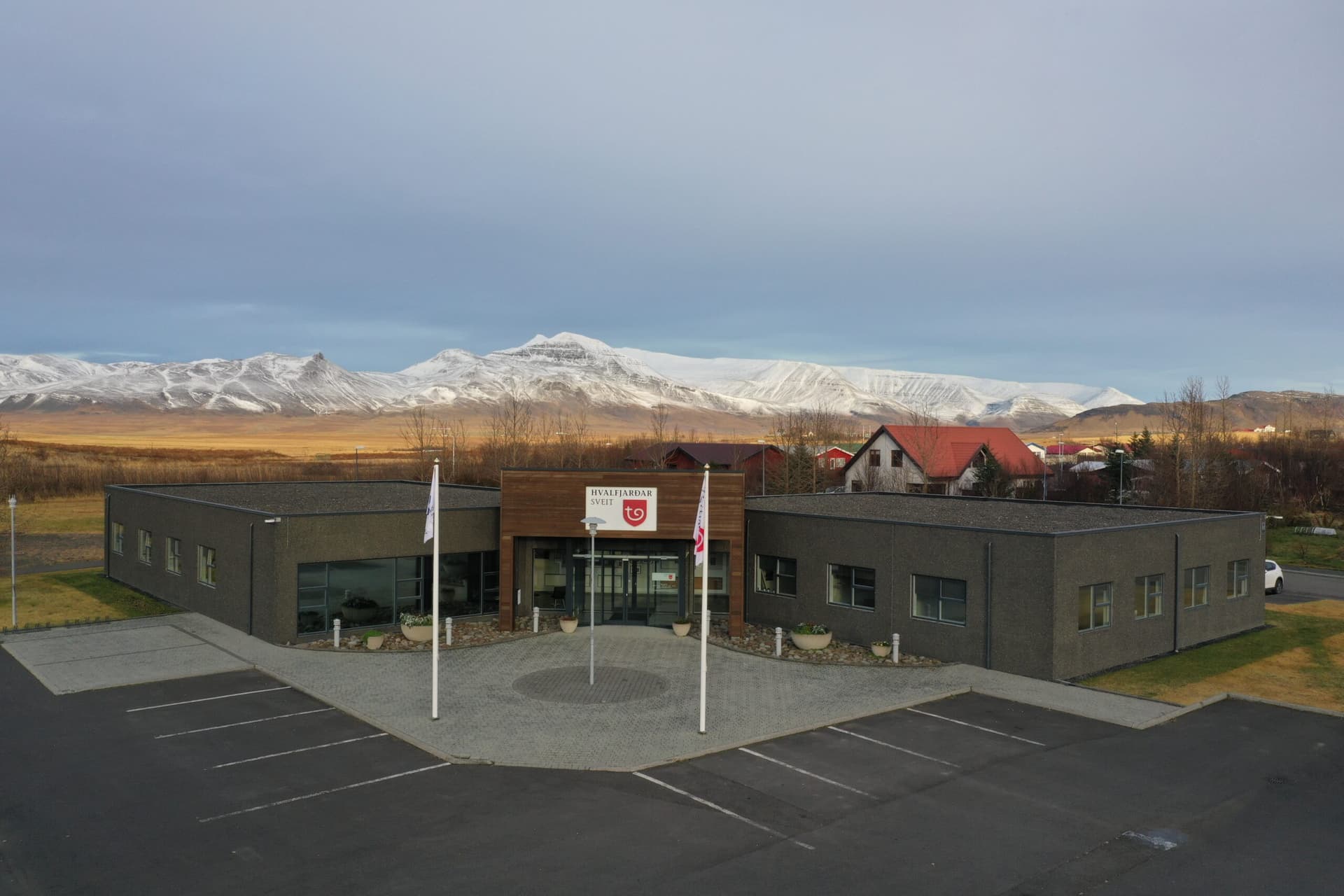 Hvalfjarðarsveit hafnar beiðni Akraness en ákveður viðhorfskönnun