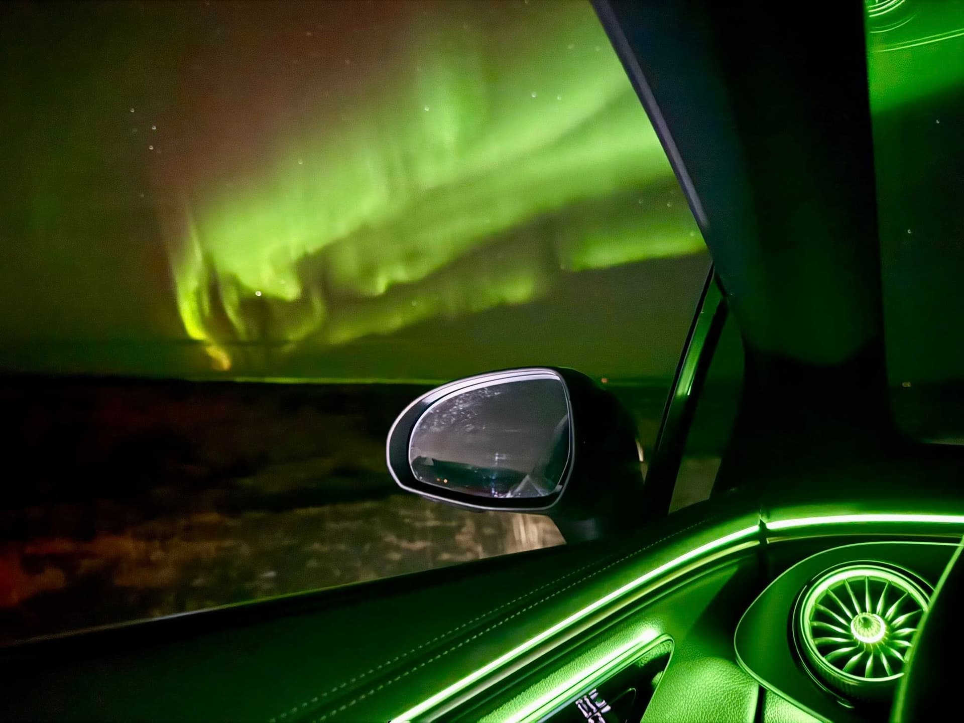 Og vóðu blámans hyl