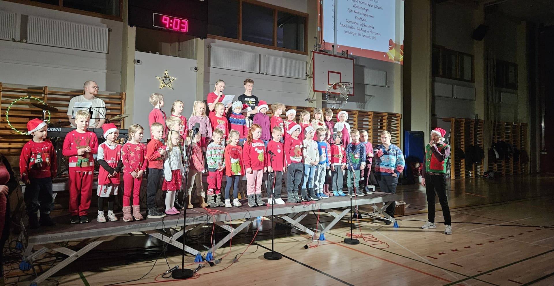 Hugljúf og skemmtileg jólamorgunstund Brekkubæjarskóla