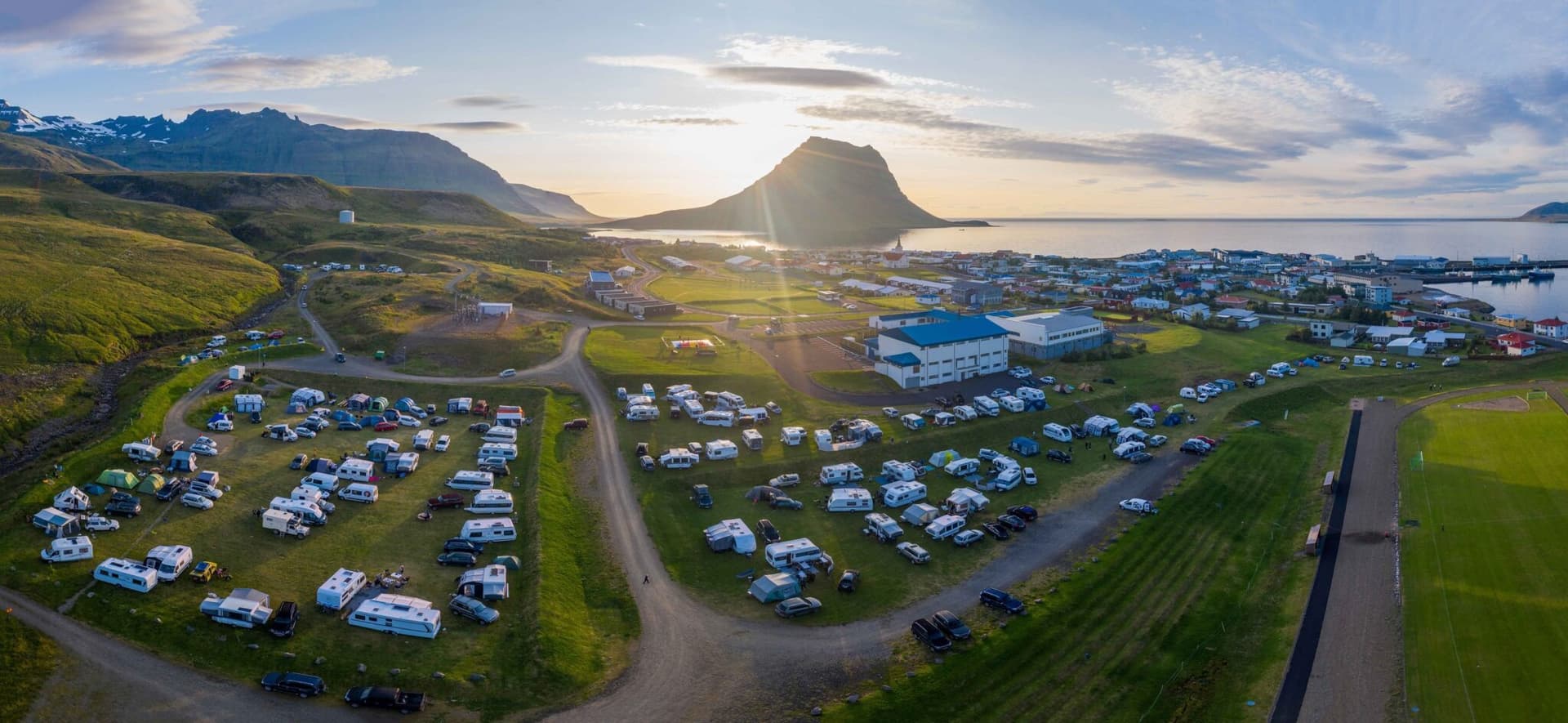 Skoða fýsileika baðlóns og lúxushótels