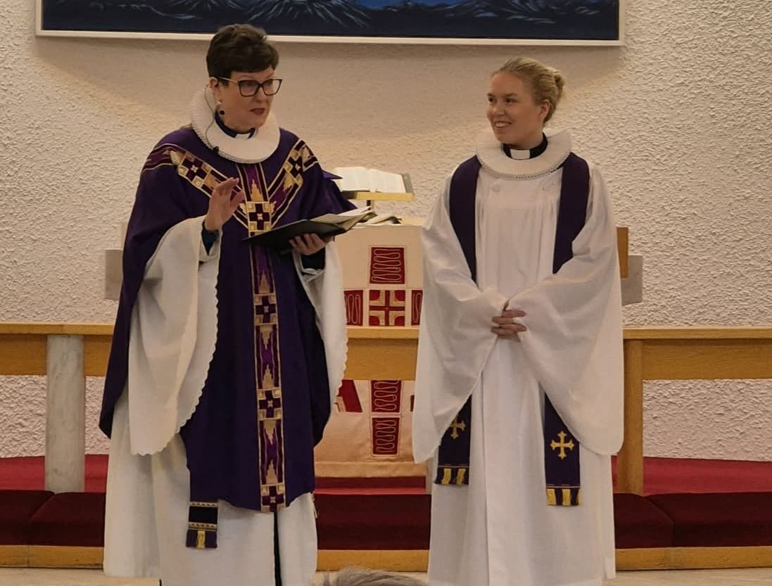 Yngsti prestur landsins var settur í embætti um helgina