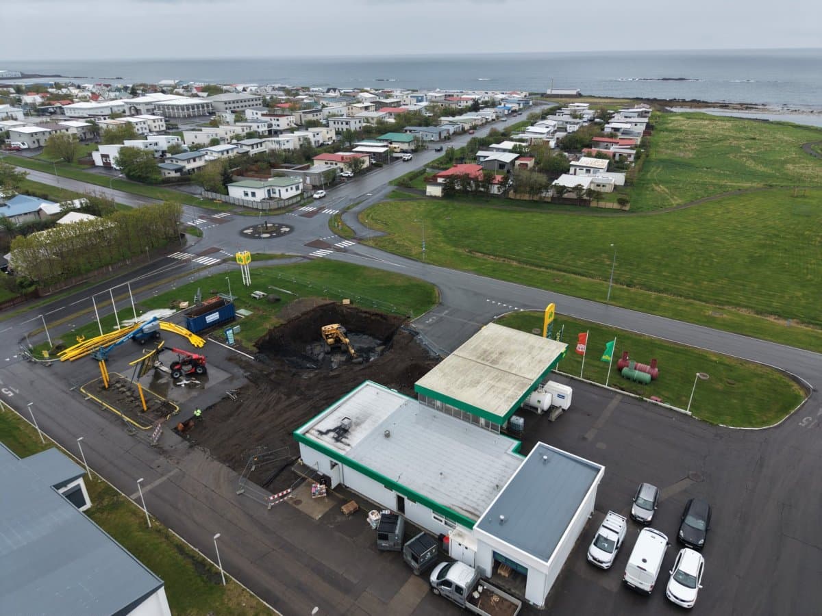 Olíumengaður jarðvegur við Olís Esjubraut