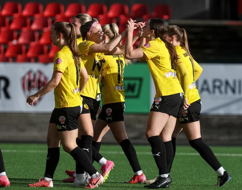 ÍA missti niður tveggja marka forystu gegn HK