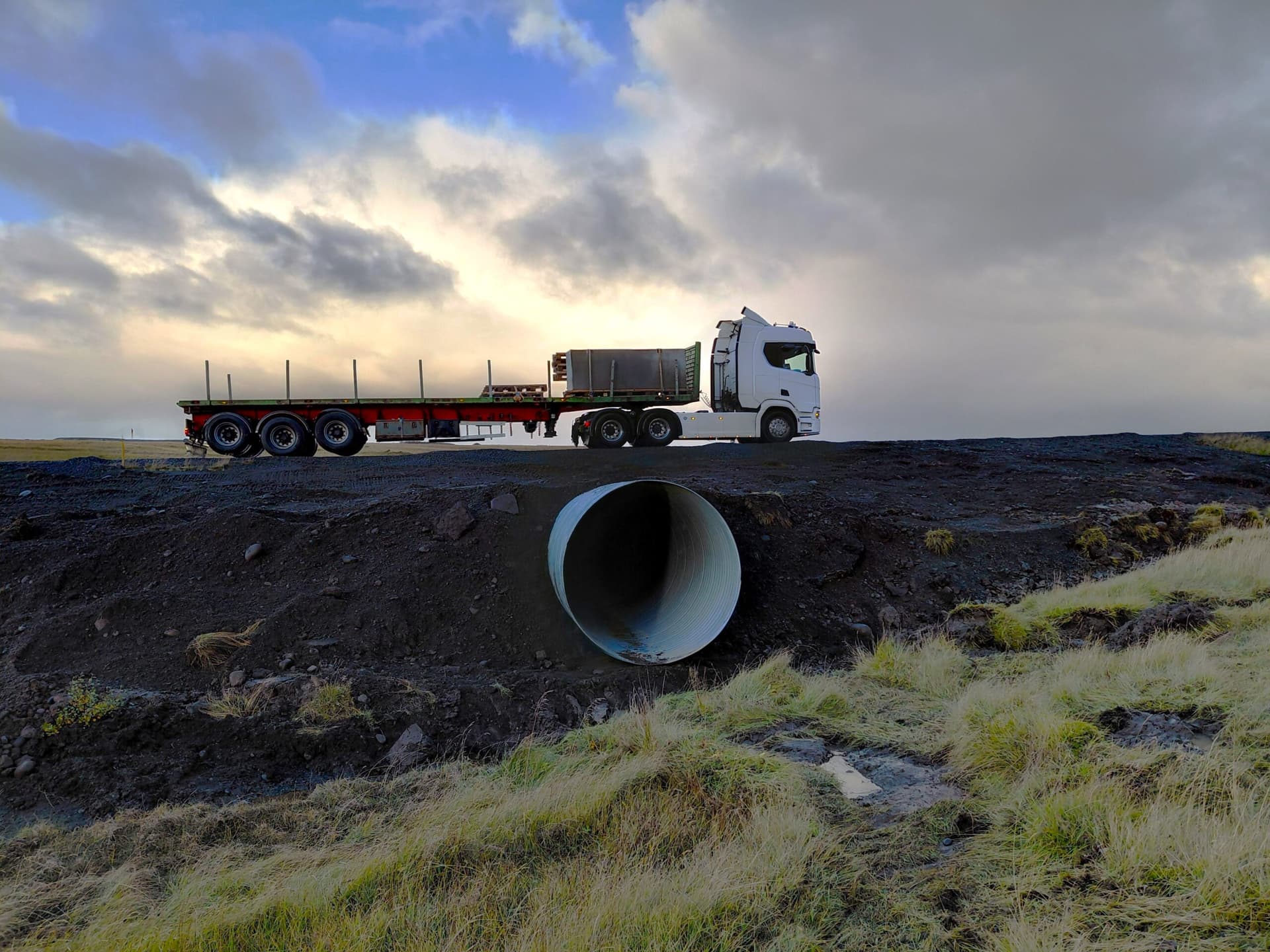 Hjáleið um Melasveitarveg í fyrramálið